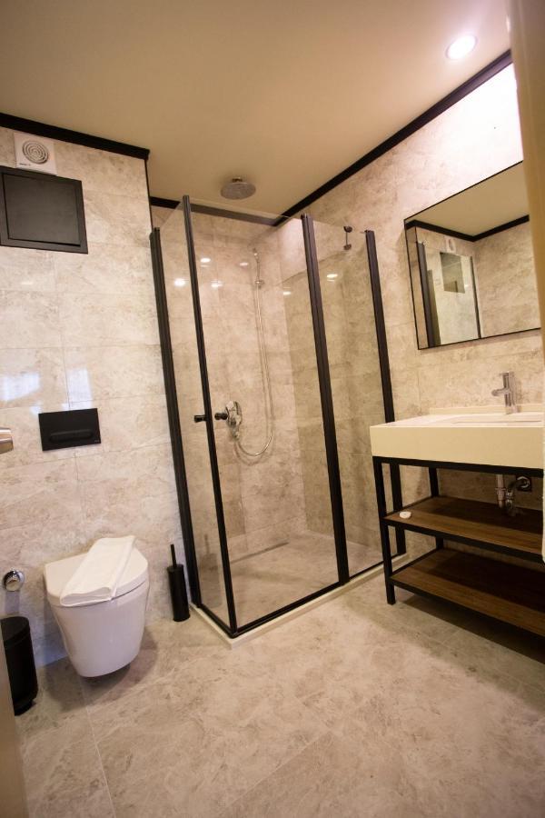 Besiktas Serenity Hotel Istanbul Exteriör bild